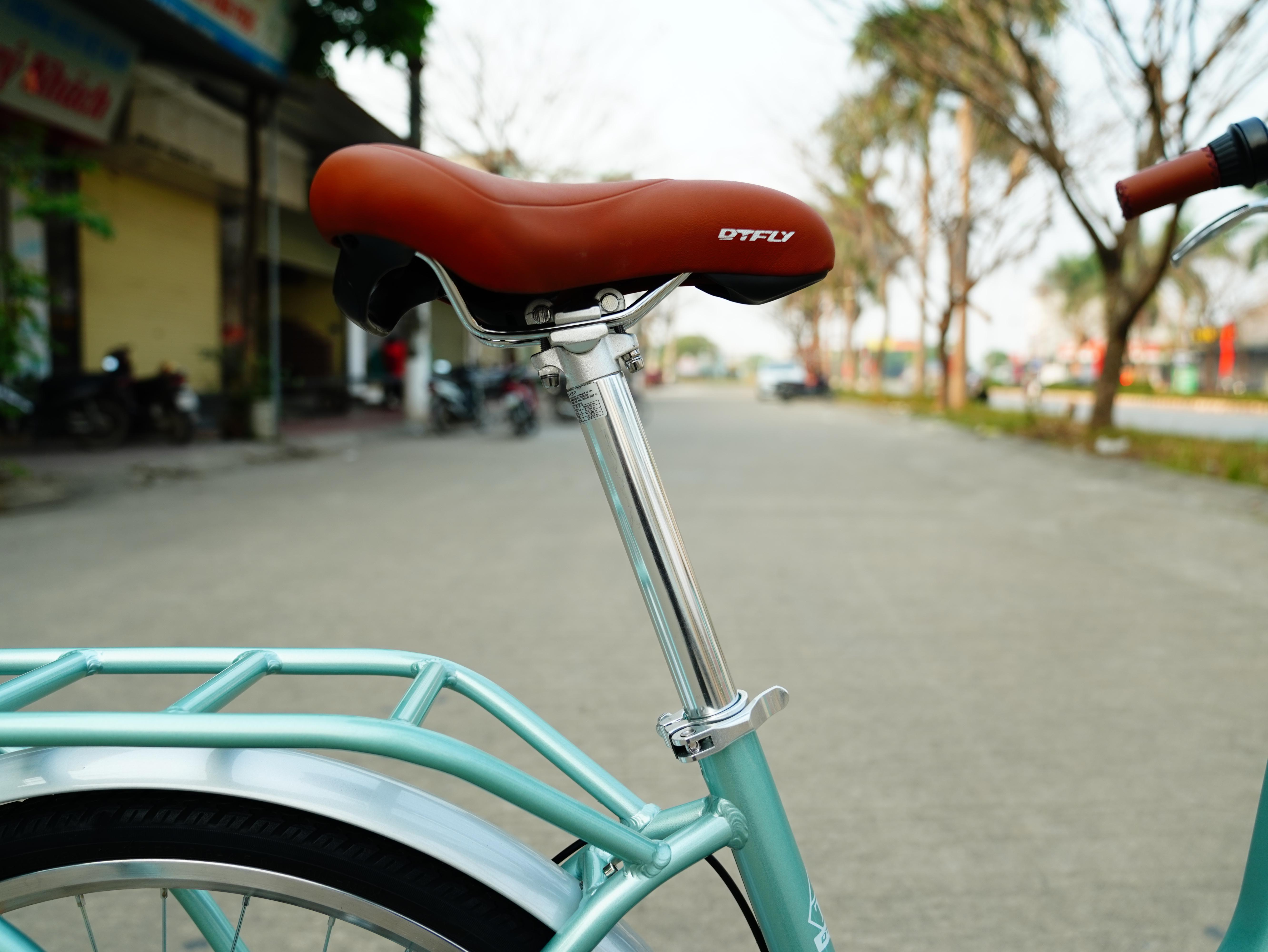yen-xe-bagaa-xe-dap-nu-mini-dtfly-cafe.JPG